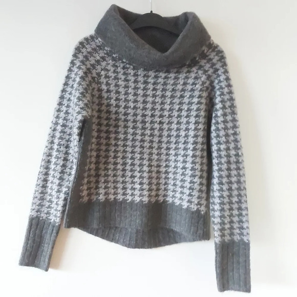 RD STYLE micro  houndstooth plush cowl turtleneck sweater nwt size XS - Picture 5 of 6